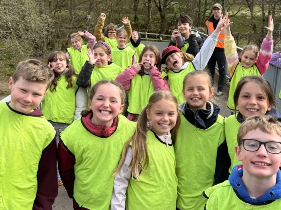 Year 4 take on action-packed Robinwood residential