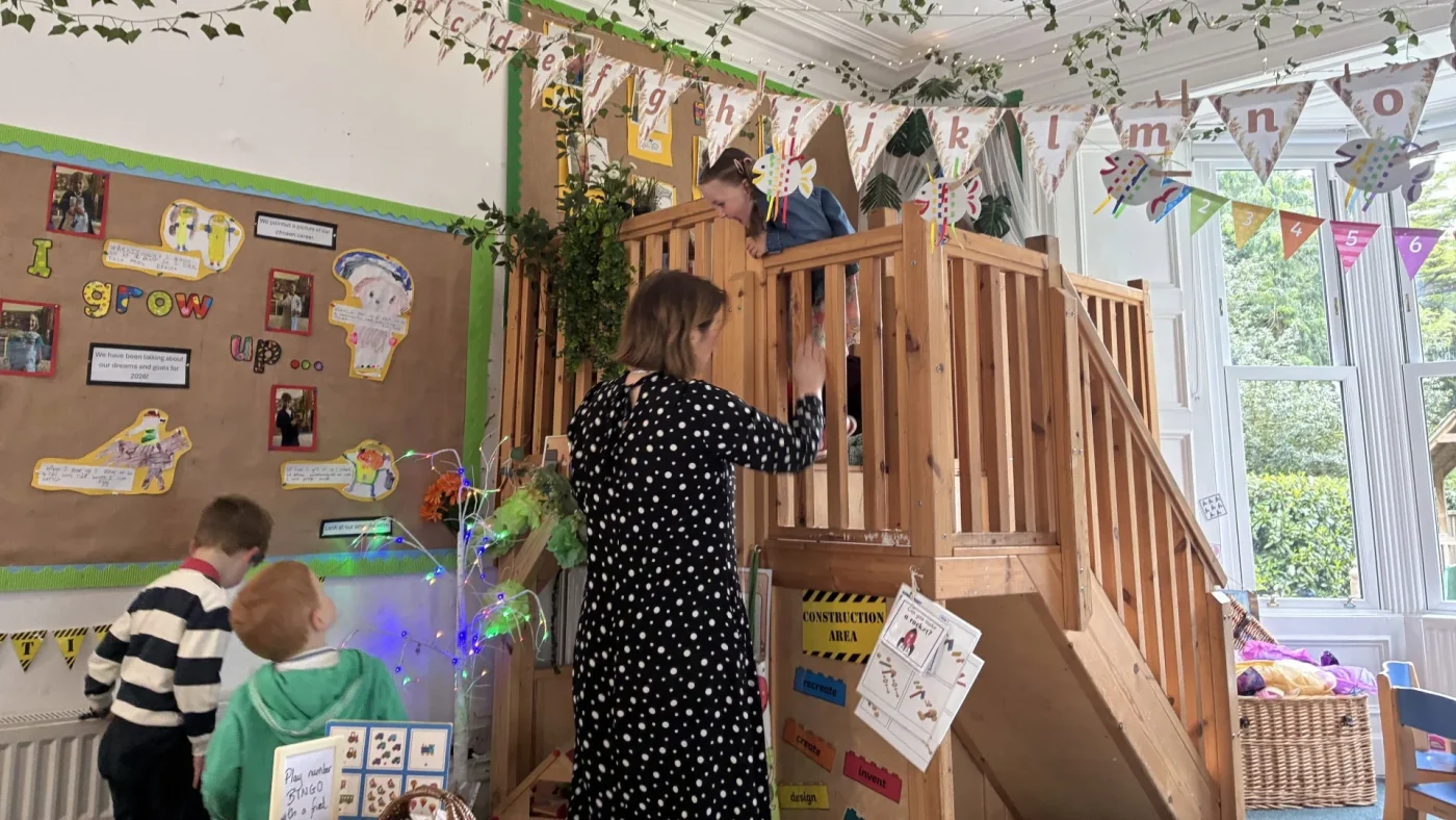 Young children at Barney's Stay & Play event.