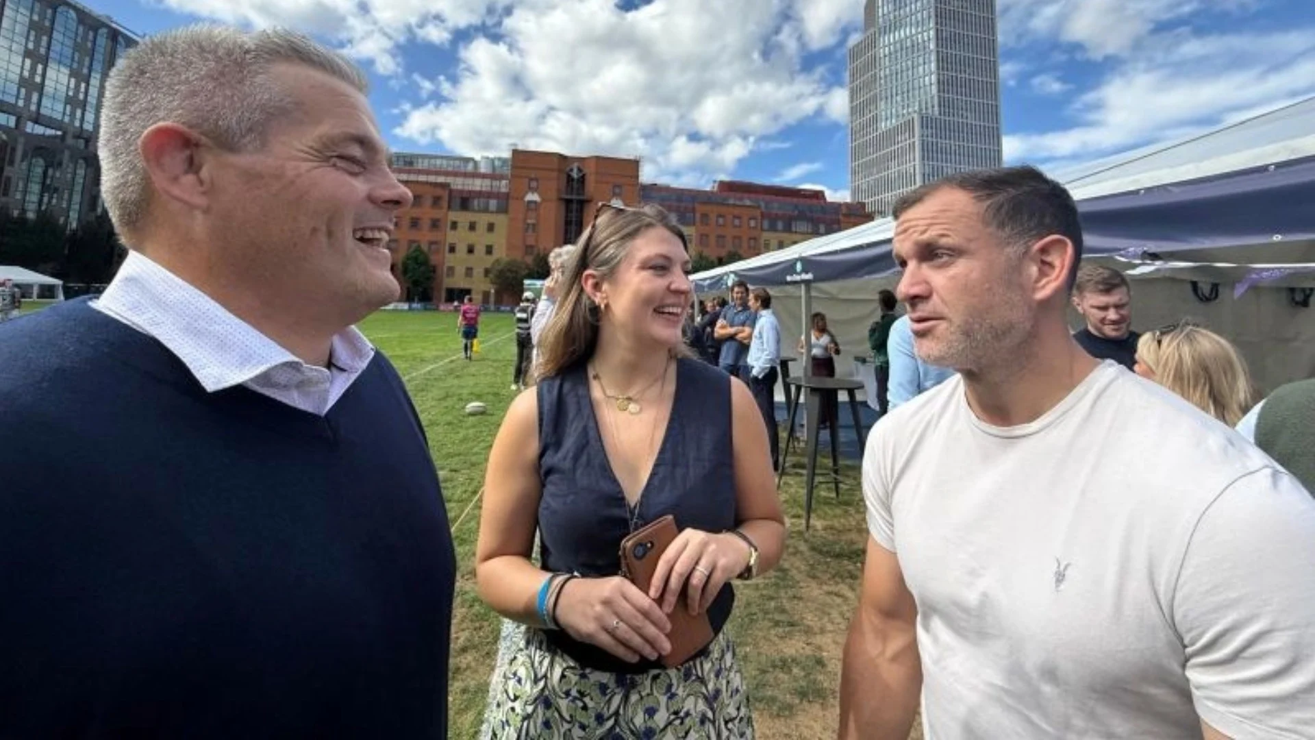 Barnardians meeting with the London City 7s.
